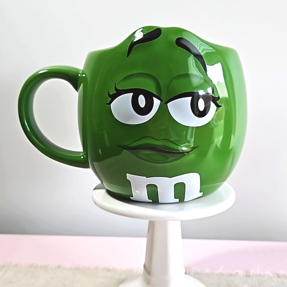 M&M's Fun Sculpted Face Extra Large 24 oz Green Ceramic Coffee Tea Mug